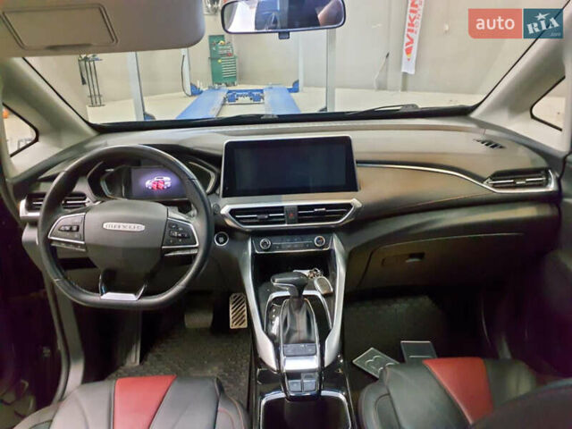 Черный Maxus Euniq 5, объемом двигателя 0 л и пробегом 80 тыс. км за 17950 $, фото 19 на Automoto.ua