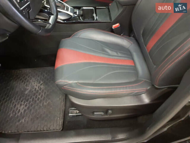 Черный Maxus Euniq 5, объемом двигателя 0 л и пробегом 80 тыс. км за 17950 $, фото 13 на Automoto.ua