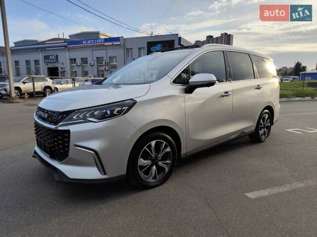 Сірий Maxus Euniq 5, об'ємом двигуна 0 л та пробігом 78 тис. км за 18999 $, фото 4 на Automoto.ua