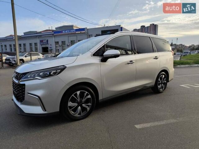Сірий Maxus Euniq 5, об'ємом двигуна 0 л та пробігом 78 тис. км за 18999 $, фото 3 на Automoto.ua