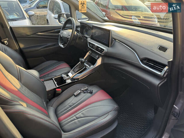 Серый Maxus Euniq 5, объемом двигателя 0 л и пробегом 103 тыс. км за 16800 $, фото 10 на Automoto.ua