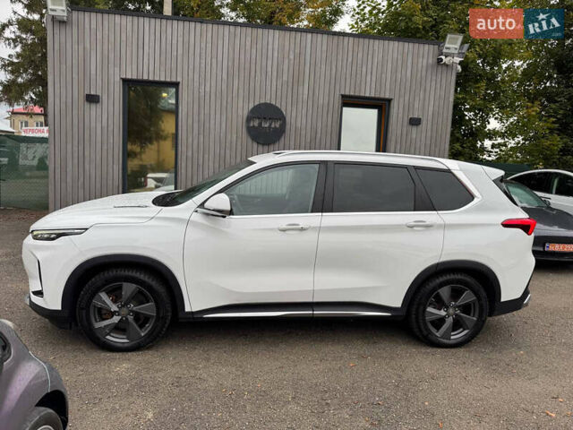 Белый Maxus Euniq 6, объемом двигателя 0 л и пробегом 113 тыс. км за 18000 $, фото 1 на Automoto.ua