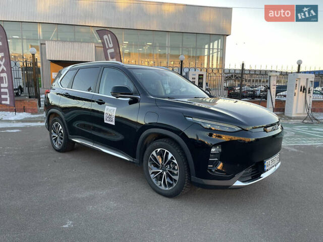 Черный Maxus Euniq 6, объемом двигателя 0 л и пробегом 30 тыс. км за 25500 $, фото 2 на Automoto.ua