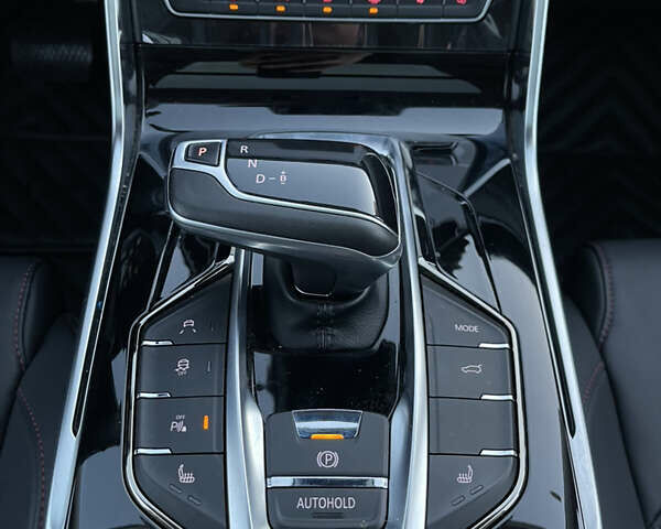 Черный Maxus Euniq 6, объемом двигателя 0 л и пробегом 30 тыс. км за 25500 $, фото 18 на Automoto.ua