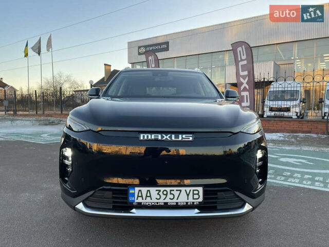 Черный Maxus Euniq 6, объемом двигателя 0 л и пробегом 30 тыс. км за 25500 $, фото 1 на Automoto.ua