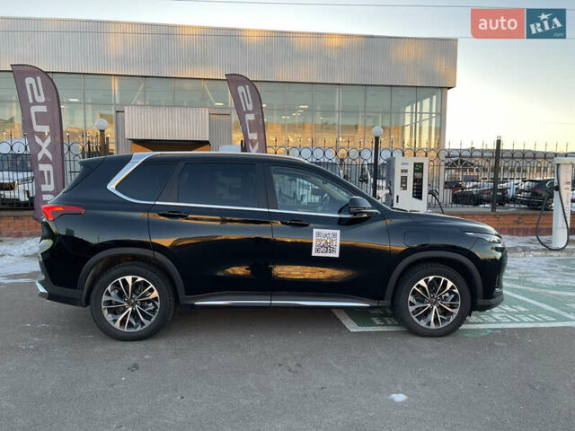 Черный Maxus Euniq 6, объемом двигателя 0 л и пробегом 30 тыс. км за 25500 $, фото 4 на Automoto.ua