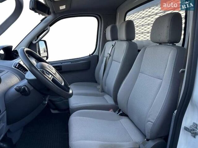 Белый Maxus EV80, объемом двигателя 0 л и пробегом 33 тыс. км за 20999 $, фото 6 на Automoto.ua
