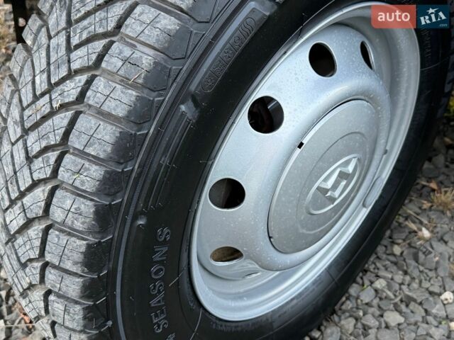 Білий Maxus EV80, об'ємом двигуна 0 л та пробігом 52 тис. км за 15500 $, фото 21 на Automoto.ua