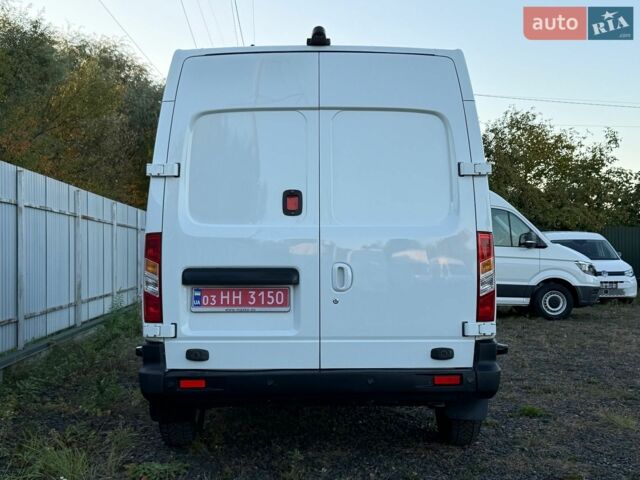 Білий Maxus EV80, об'ємом двигуна 0 л та пробігом 52 тис. км за 15500 $, фото 8 на Automoto.ua