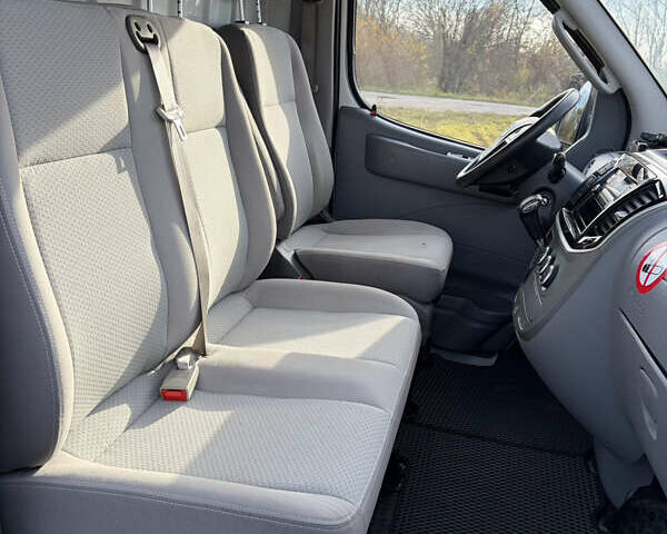 Белый Maxus EV80, объемом двигателя 0 л и пробегом 27 тыс. км за 16995 $, фото 15 на Automoto.ua