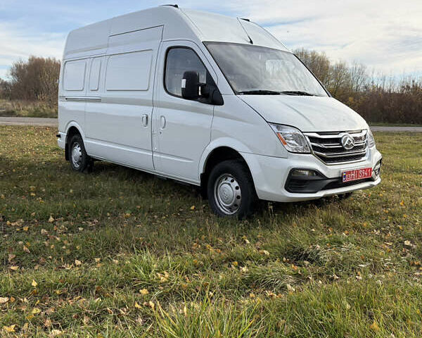 Белый Maxus EV80, объемом двигателя 0 л и пробегом 27 тыс. км за 16995 $, фото 8 на Automoto.ua