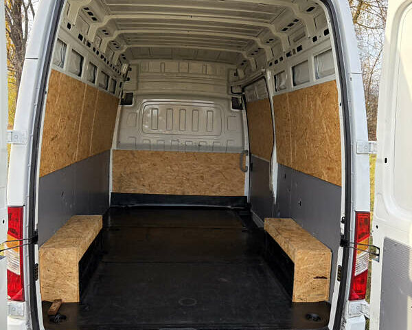 Белый Maxus EV80, объемом двигателя 0 л и пробегом 27 тыс. км за 16995 $, фото 13 на Automoto.ua