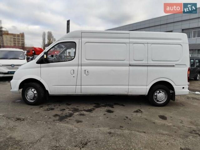 Белый Maxus EV80, объемом двигателя 0 л и пробегом 99 тыс. км за 18999 $, фото 3 на Automoto.ua