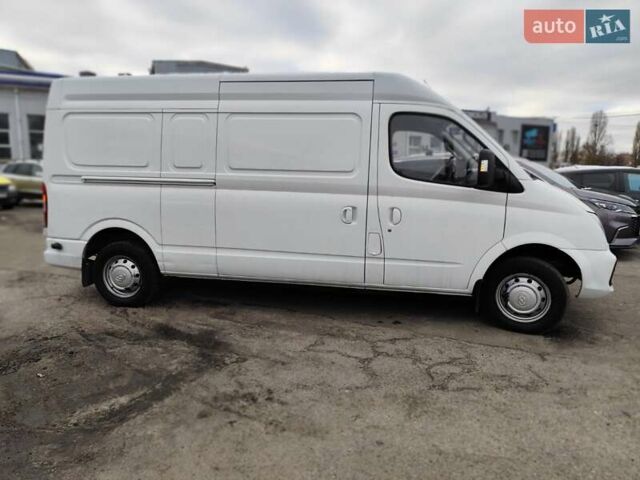 Белый Maxus EV80, объемом двигателя 0 л и пробегом 99 тыс. км за 18999 $, фото 15 на Automoto.ua
