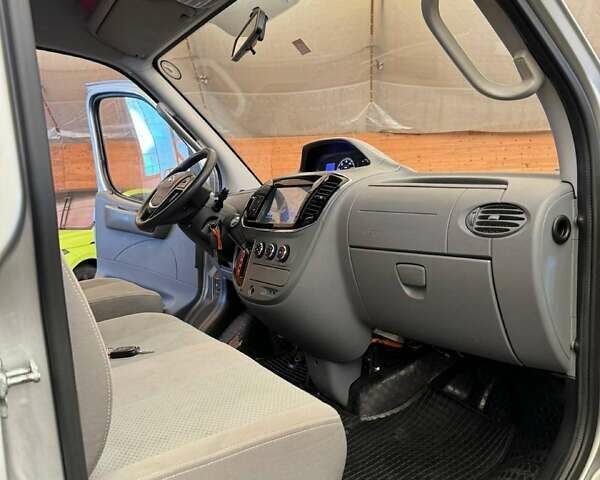 Белый Maxus EV80, объемом двигателя 0 л и пробегом 80 тыс. км за 17999 $, фото 11 на Automoto.ua
