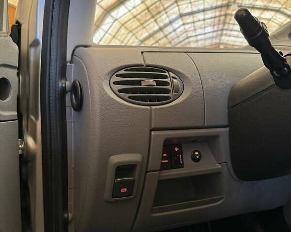 Белый Maxus EV80, объемом двигателя 0 л и пробегом 80 тыс. км за 17999 $, фото 15 на Automoto.ua