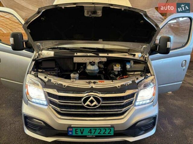 Белый Maxus EV80, объемом двигателя 0 л и пробегом 80 тыс. км за 17999 $, фото 9 на Automoto.ua