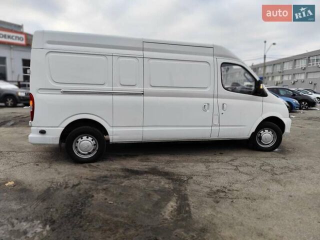 Белый Maxus EV80, объемом двигателя 0 л и пробегом 99 тыс. км за 18999 $, фото 11 на Automoto.ua
