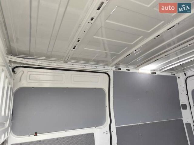 Белый Maxus EV80, объемом двигателя 0 л и пробегом 99 тыс. км за 18999 $, фото 50 на Automoto.ua