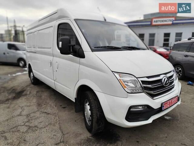 Белый Maxus EV80, объемом двигателя 0 л и пробегом 99 тыс. км за 18999 $, фото 17 на Automoto.ua