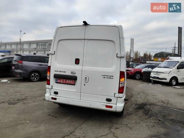 Белый Maxus EV80, объемом двигателя 0 л и пробегом 99 тыс. км за 18999 $, фото 8 на Automoto.ua