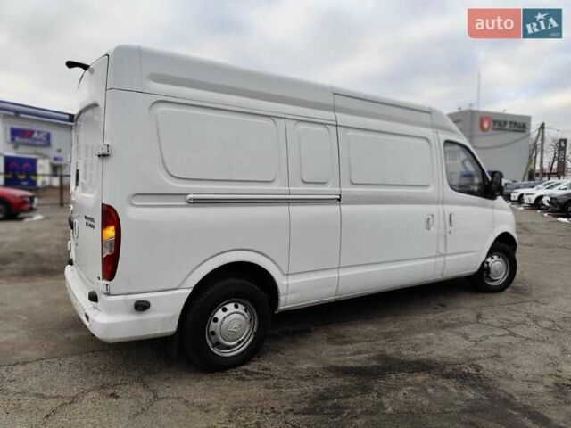 Белый Maxus EV80, объемом двигателя 0 л и пробегом 99 тыс. км за 18999 $, фото 13 на Automoto.ua