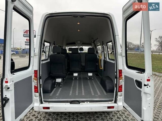 Білий Maxus EV80, об'ємом двигуна 0 л та пробігом 87 тис. км за 12999 $, фото 8 на Automoto.ua