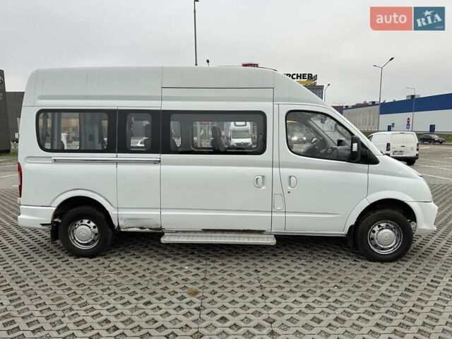 Білий Maxus EV80, об'ємом двигуна 0 л та пробігом 87 тис. км за 12999 $, фото 1 на Automoto.ua