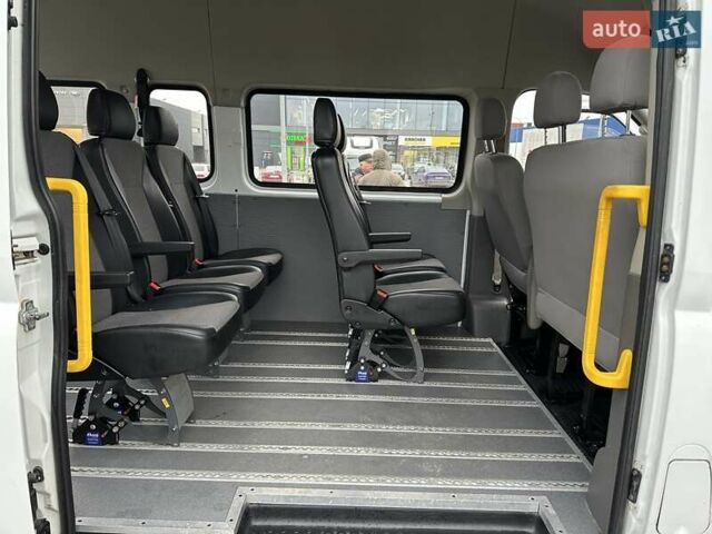 Білий Maxus EV80, об'ємом двигуна 0 л та пробігом 87 тис. км за 12999 $, фото 14 на Automoto.ua