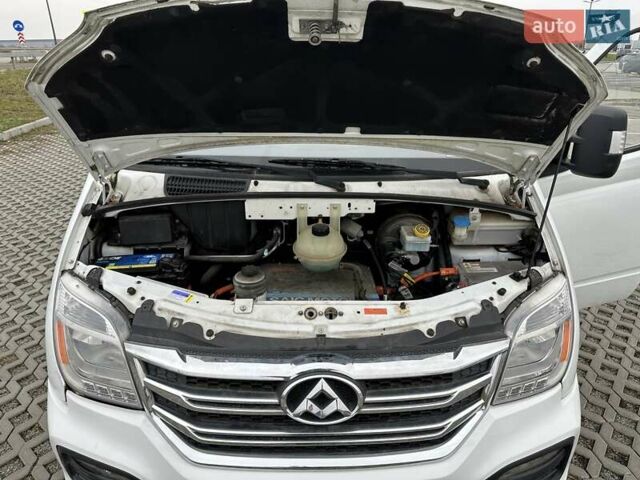 Білий Maxus EV80, об'ємом двигуна 0 л та пробігом 87 тис. км за 12999 $, фото 20 на Automoto.ua