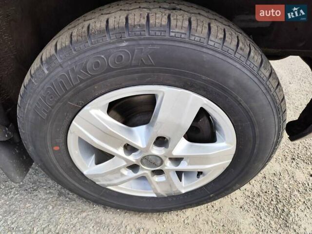 Черный Maxus EV80, объемом двигателя 0 л и пробегом 49 тыс. км за 21555 $, фото 57 на Automoto.ua