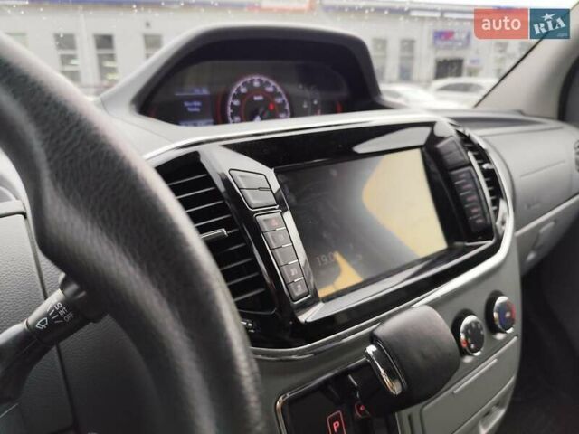 Черный Maxus EV80, объемом двигателя 0 л и пробегом 49 тыс. км за 21555 $, фото 40 на Automoto.ua