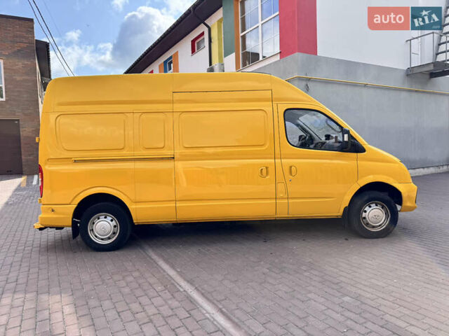 Желтый Maxus EV80, объемом двигателя 0 л и пробегом 26 тыс. км за 17997 $, фото 8 на Automoto.ua