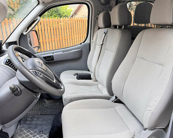 Желтый Maxus EV80, объемом двигателя 0 л и пробегом 26 тыс. км за 17997 $, фото 11 на Automoto.ua