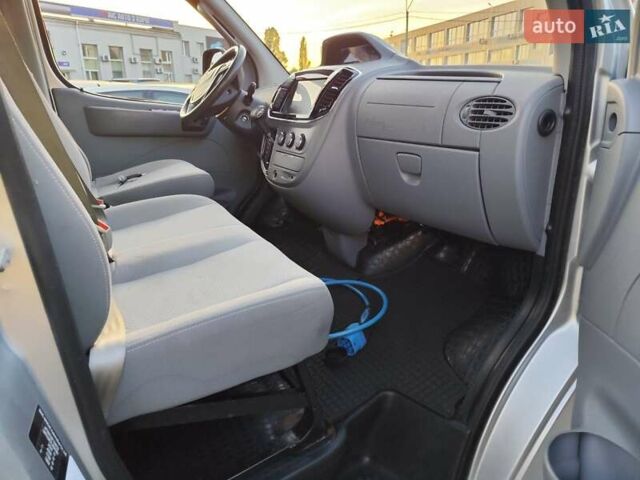 Сірий Maxus EV80, об'ємом двигуна 0 л та пробігом 49 тис. км за 19999 $, фото 45 на Automoto.ua