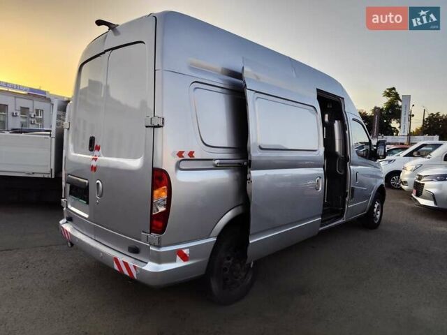 Сірий Maxus EV80, об'ємом двигуна 0 л та пробігом 49 тис. км за 19999 $, фото 16 на Automoto.ua