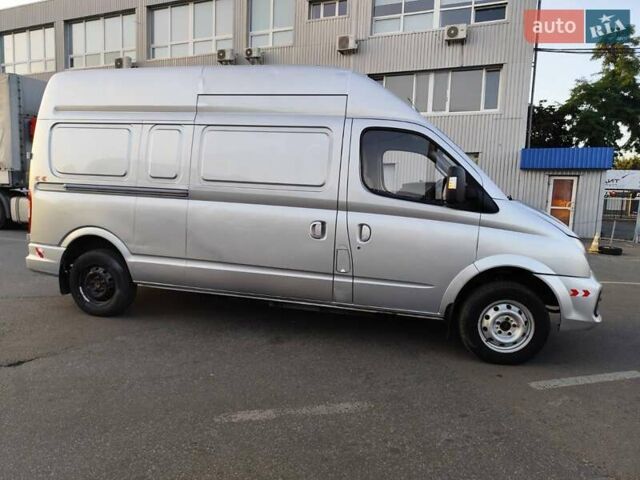 Сірий Maxus EV80, об'ємом двигуна 0 л та пробігом 49 тис. км за 19999 $, фото 6 на Automoto.ua