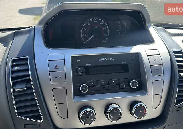 Білий Maxus EV90, об'ємом двигуна 0 л та пробігом 67 тис. км за 9500 $, фото 6 на Automoto.ua