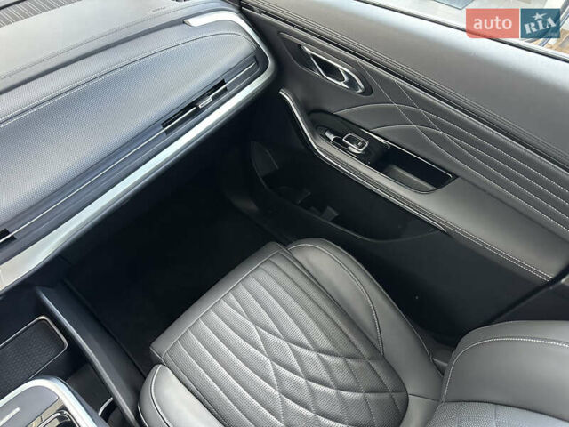Черный Maxus Mifa 9, объемом двигателя 0 л и пробегом 12 тыс. км за 45900 $, фото 20 на Automoto.ua