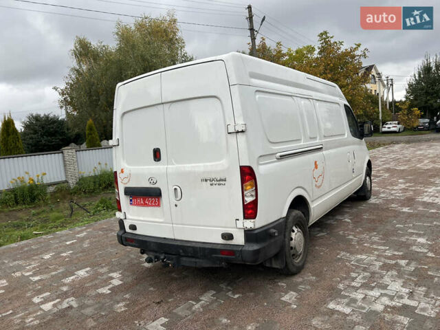 Maxus V80 2017 в Луцке на Automoto.ua Белый Maxus V80, объемом двигателя 0 л и пробегом 62 тыс. км за 11400 $, фото 9 на Automoto.ua