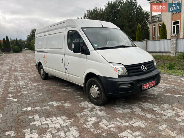 Maxus V80 2017 в Луцке на Automoto.ua Белый Maxus V80, объемом двигателя 0 л и пробегом 62 тыс. км за 11400 $, фото 7 на Automoto.ua