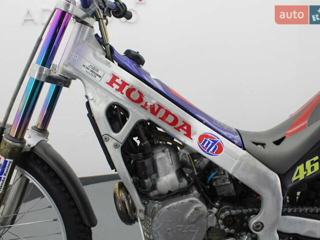 Сірий Montesa Honda Cota 4RT, об'ємом двигуна 0.25 л та пробігом 1 тис. км за 2100 $, фото 12 на Automoto.ua