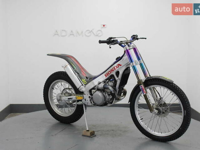 Сірий Montesa Honda Cota 4RT, об'ємом двигуна 0.25 л та пробігом 1 тис. км за 2100 $, фото 3 на Automoto.ua