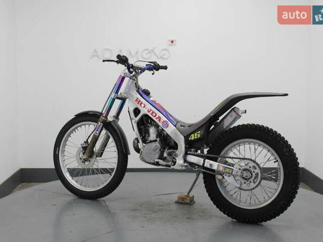 Сірий Montesa Honda Cota 4RT, об'ємом двигуна 0.25 л та пробігом 1 тис. км за 2100 $, фото 5 на Automoto.ua