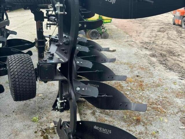 Черный Moro Aratri Другая, объемом двигателя 0 л и пробегом 0 тыс. км за 36095 $, фото 28 на Automoto.ua