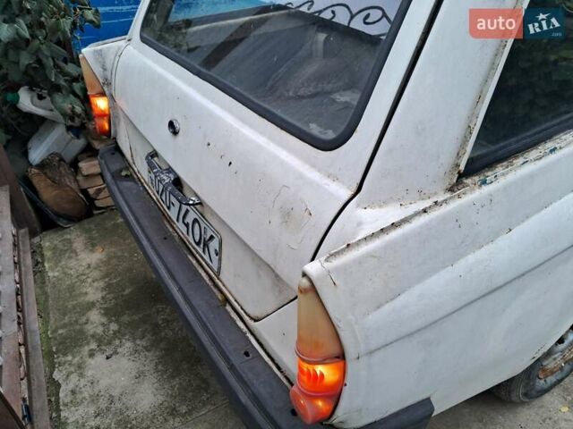 Белый Москвич/АЗЛК 2137, объемом двигателя 1.4 л и пробегом 60 тыс. км за 300 $, фото 9 на Automoto.ua