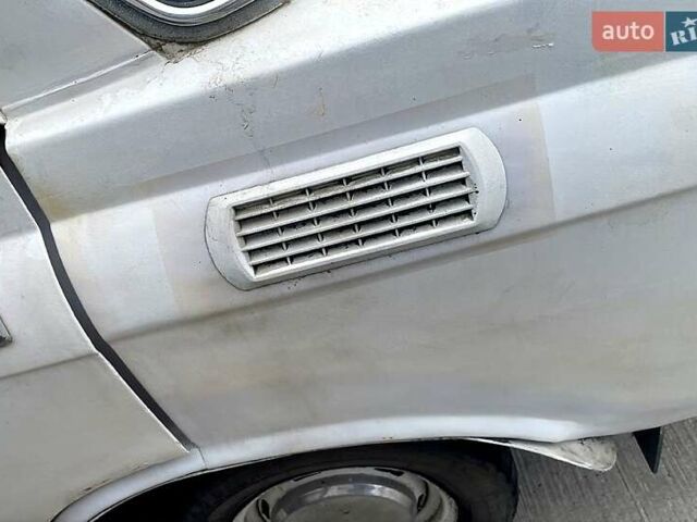 Белый Москвич/АЗЛК 2140, объемом двигателя 1.5 л и пробегом 280 тыс. км за 700 $, фото 2 на Automoto.ua