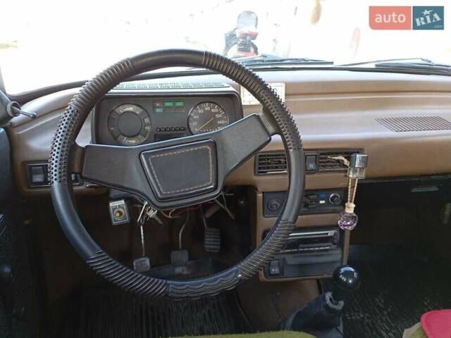 Москвич/АЗЛК 2140 1986 в Мерефа на Automoto.ua Белый Москвич/АЗЛК 2140, объемом двигателя 1.5 л и пробегом 140 тыс. км за 479 $, фото 2 на Automoto.ua