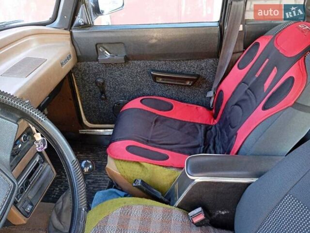 Москвич/АЗЛК 2140 1986 в Мерефа на Automoto.ua Белый Москвич/АЗЛК 2140, объемом двигателя 1.5 л и пробегом 140 тыс. км за 479 $, фото 3 на Automoto.ua