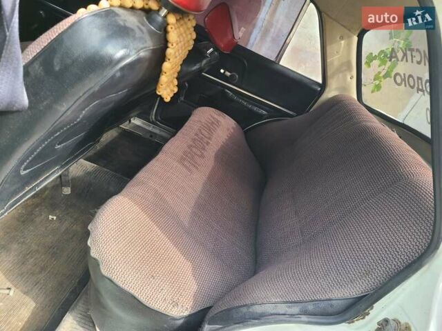 Бежевий Москвич/АЗЛК 2140, об'ємом двигуна 1.5 л та пробігом 57 тис. км за 700 $, фото 9 на Automoto.ua
